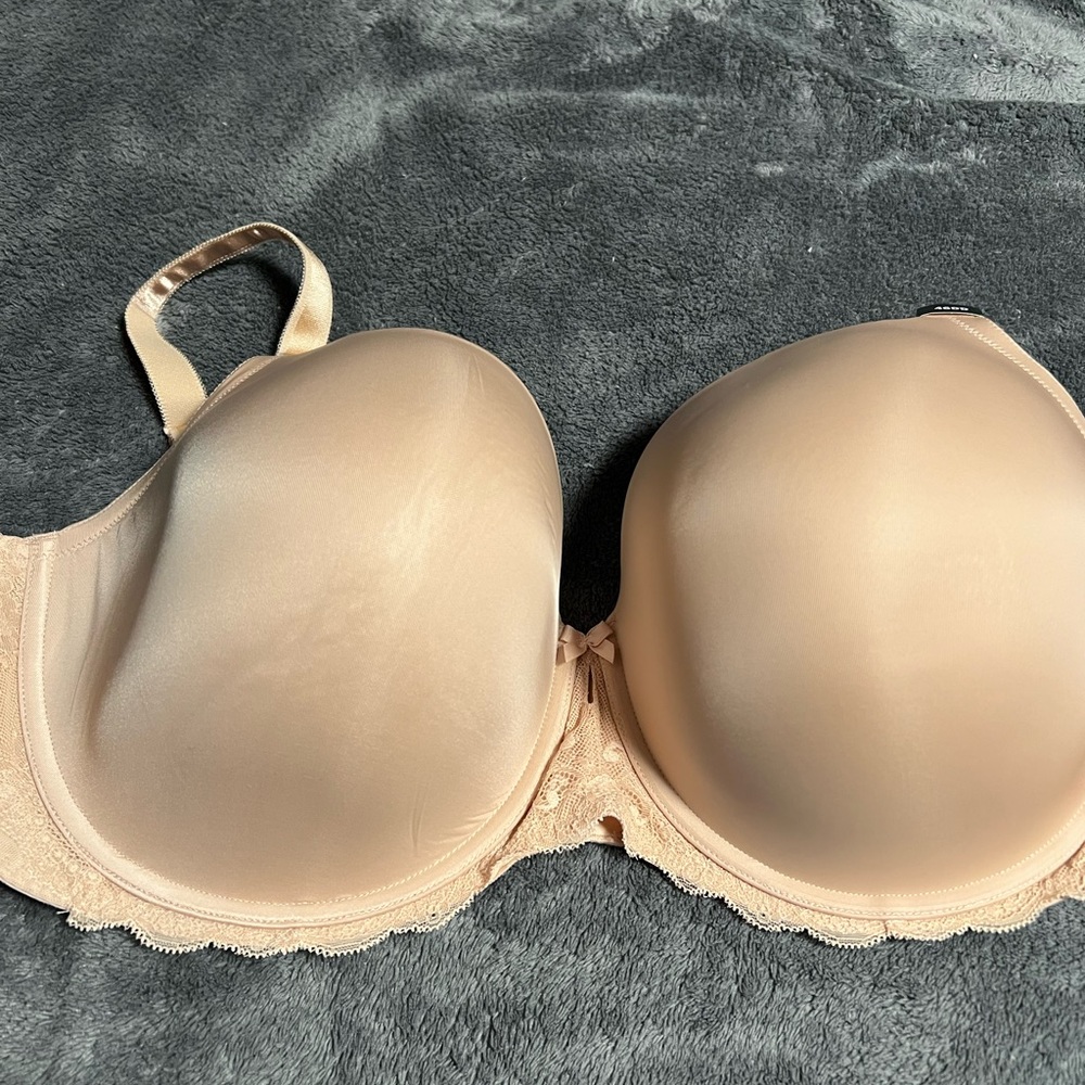 Torrid lightly lined T-shirt bra